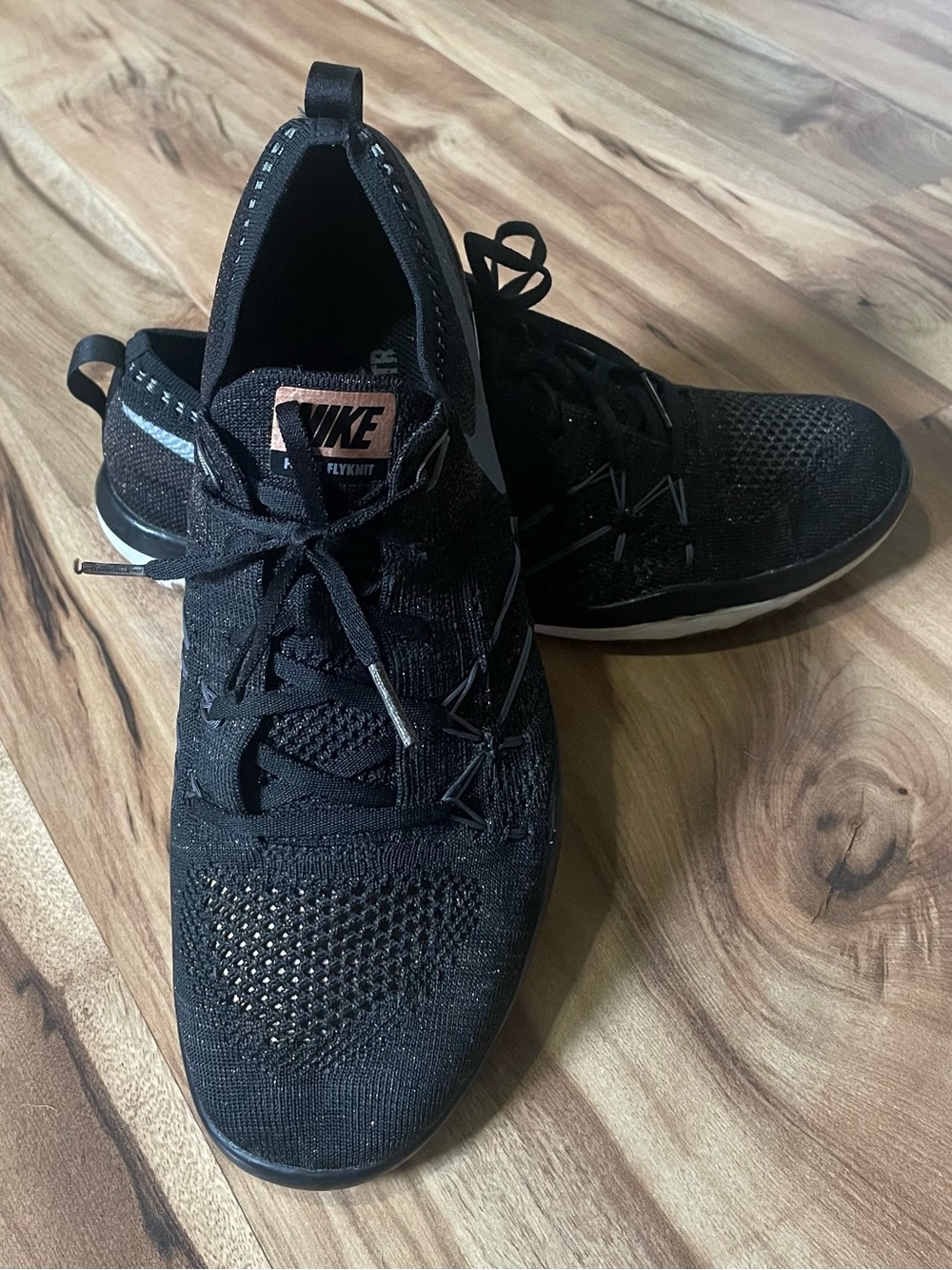 Nike Free TR Focus Flyknit Womens Size 10 Black Rose Gold Sneakers 844817-002